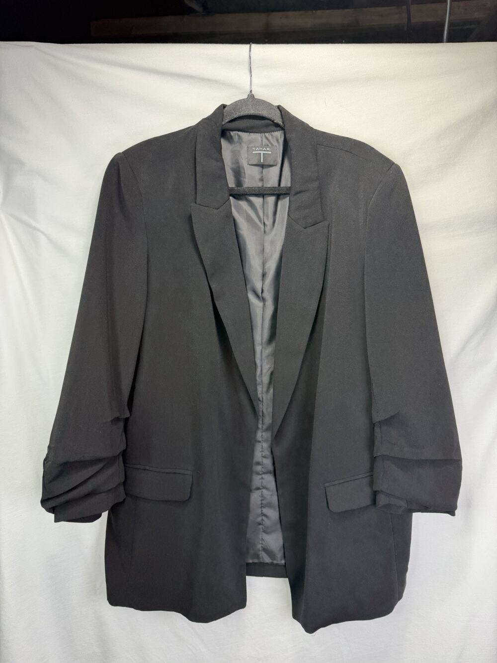 Tahari Women’s Black Open Blazer Ruched 3/4 Sleeves Sz L Lined Career Causal